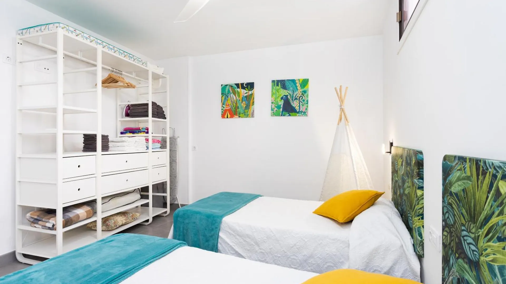 Home2Book Sunset Terrace & Pool Haven Пуэрто-де-Сантьяго 0*,  Испания