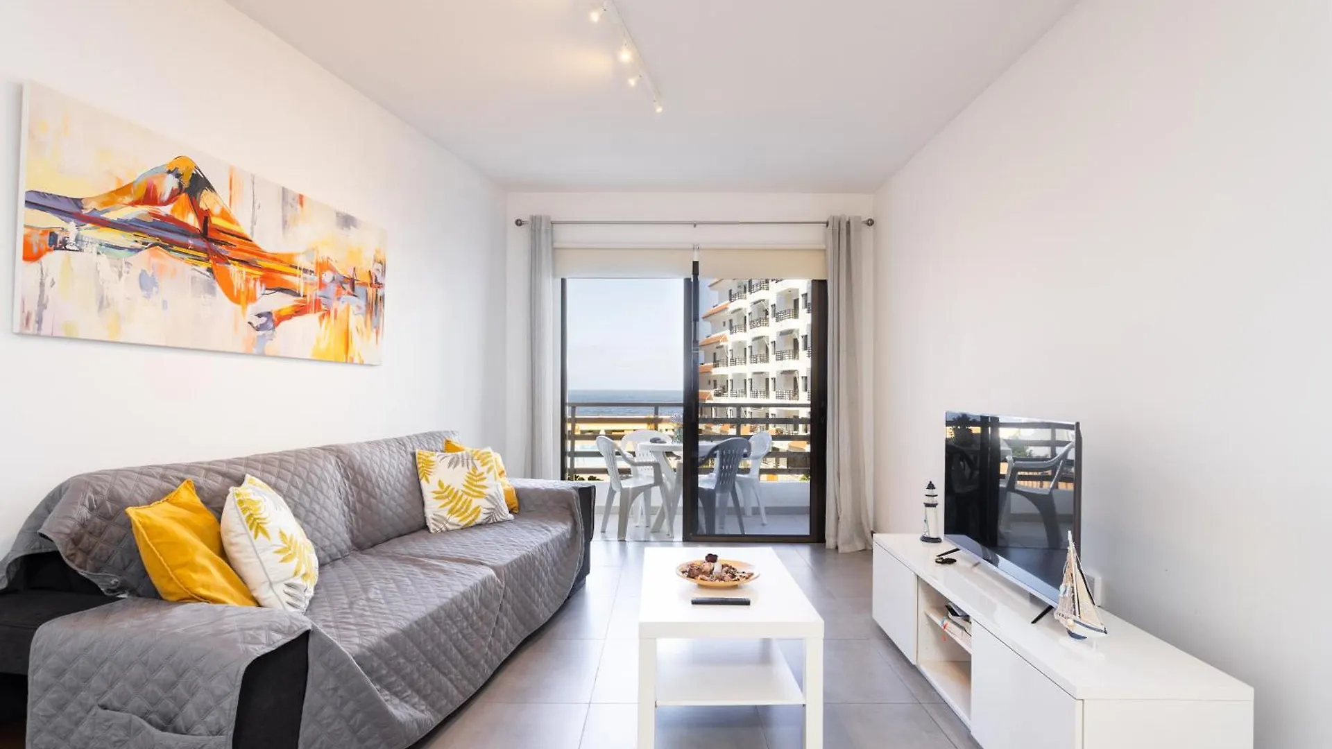 Home2Book Sunset Terrace & Pool Haven Пуэрто-де-Сантьяго Апартаменты