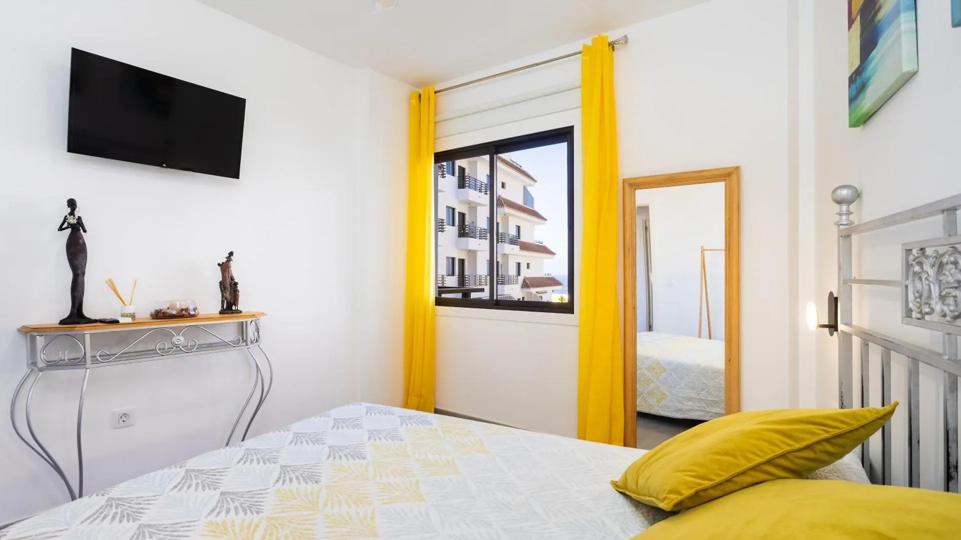 Home2Book Sunset Terrace & Pool Haven Пуэрто-де-Сантьяго 0*,