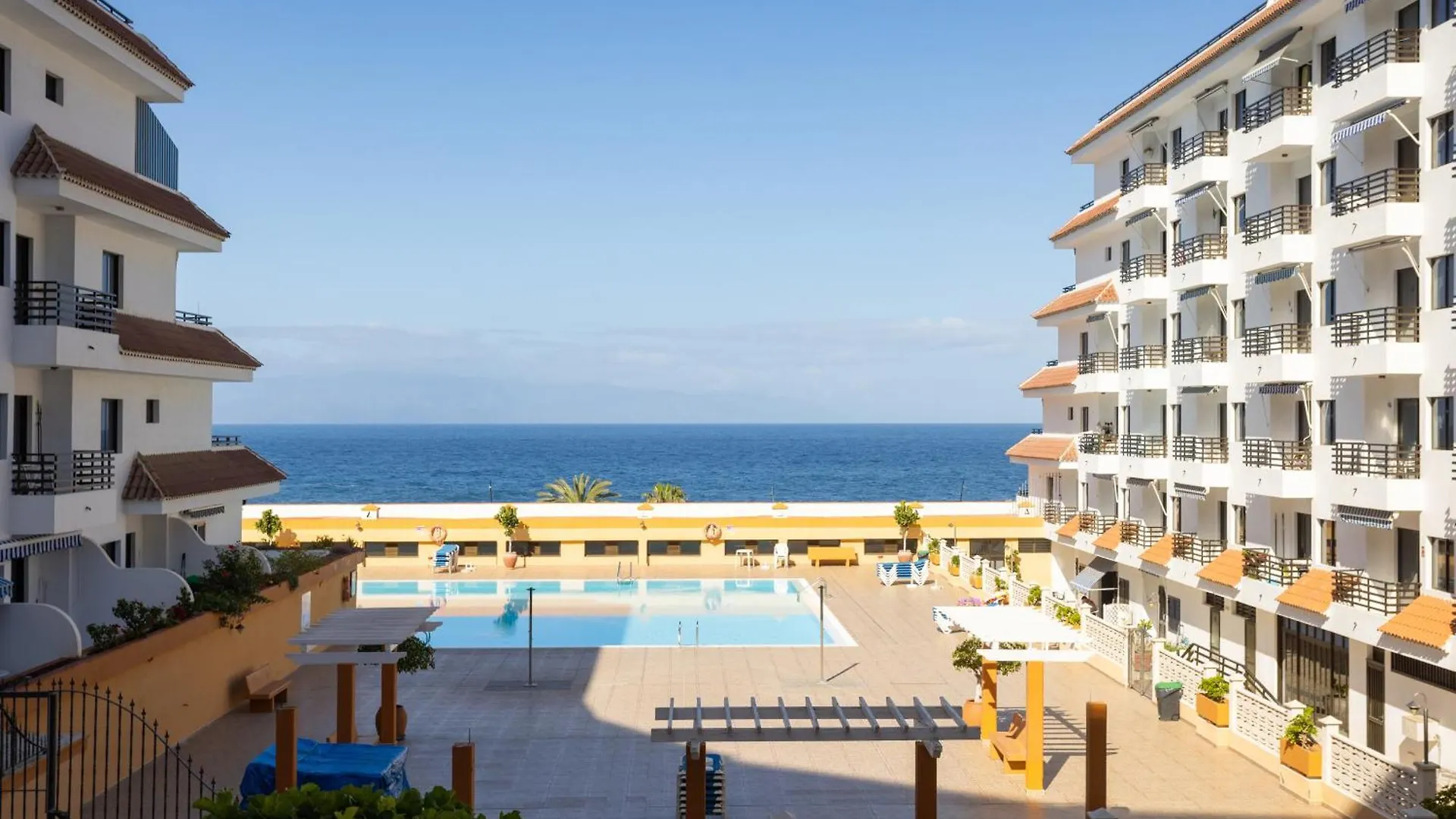 Апартаменты Home2Book Sunset Terrace & Pool Haven Пуэрто-де-Сантьяго